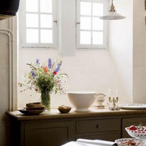 Kuchenna komoda. Zamek w miniaturze