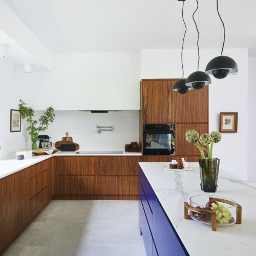 kuchnia w stylu mid-century modern