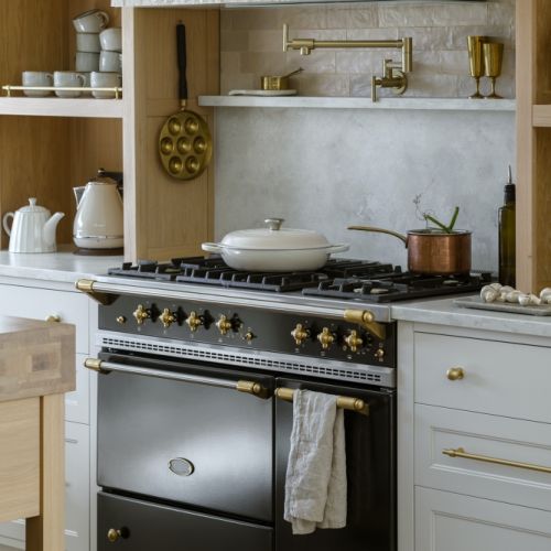 pot filler kran nad kuchenką