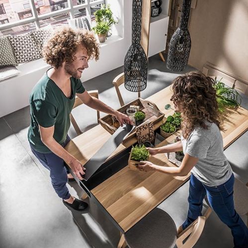 MEBLE VOX – rozkładany stół z kolekcji Nature.