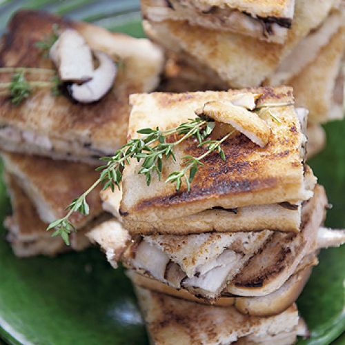 Kurki najlepiej duszone na maśle, kanie panierowane jak schaboszczaki, a rydze idealne są prosto z