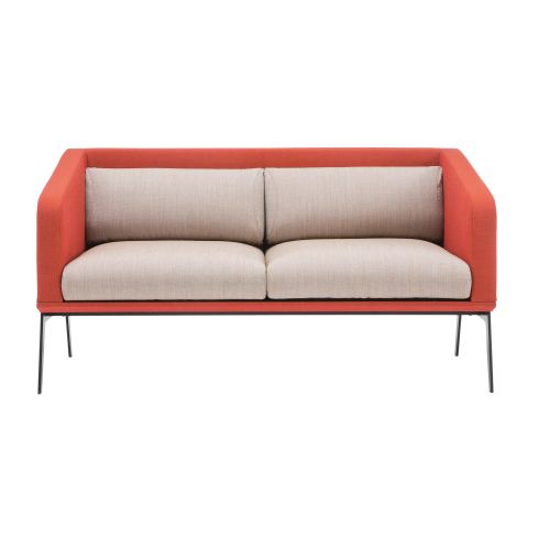 Dobre zestawienie: czerwień i biel we wnętrzu