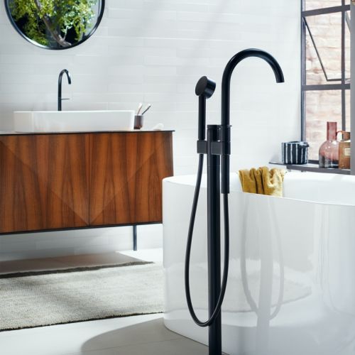 wolnostojąca czarna bateria wannowa