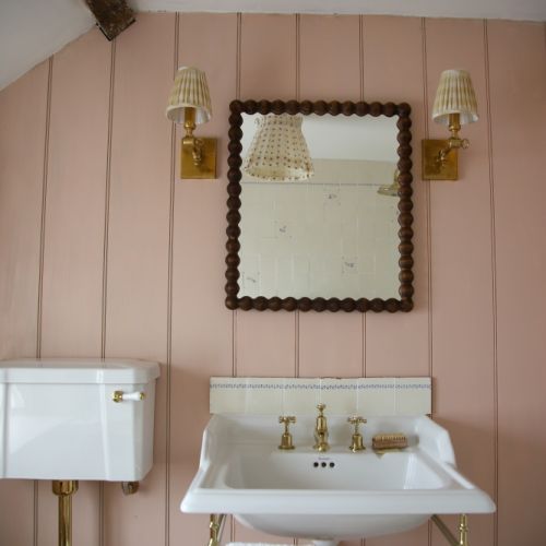 łazienka w stylu granny chic