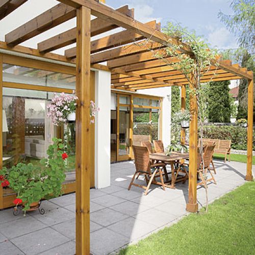 Lekkie zadaszenie. Dom urządzony w stylu art deco