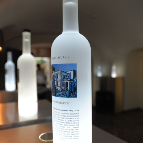 Limitowana kolekcja butelek Vody. Ubieramy Vodę III