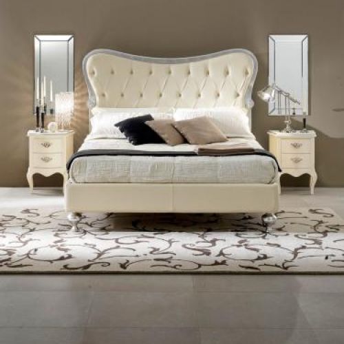 Łóżko Hermes na chromowanych toczonych nogach. CANTORI