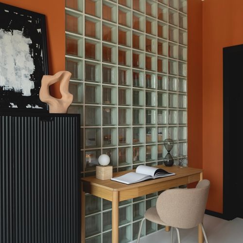 luksfery w domowym biurze