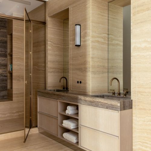 nowoczesna łazienka w luksusowym apartamencie