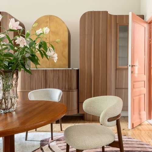 jadalnia w mieszkaniu w historycznej kamienicy