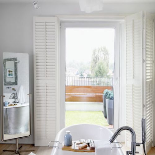 Lustro w stylu babuni wypatrzone na wyprzedaży w BoConcept.