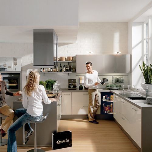 Mają fronty na wysoki połysk, NOLTE. Jaki stół do kuchni?