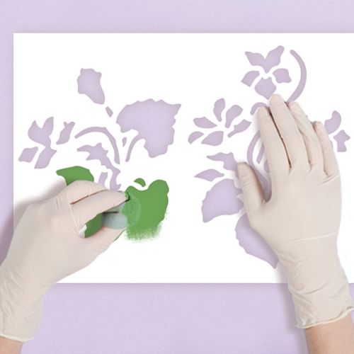 Freski wzorowane na wiosennych kwiatach.