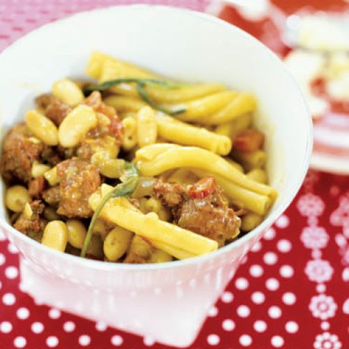 Makaron z białą kiełbasą. Makaron czy ryż?