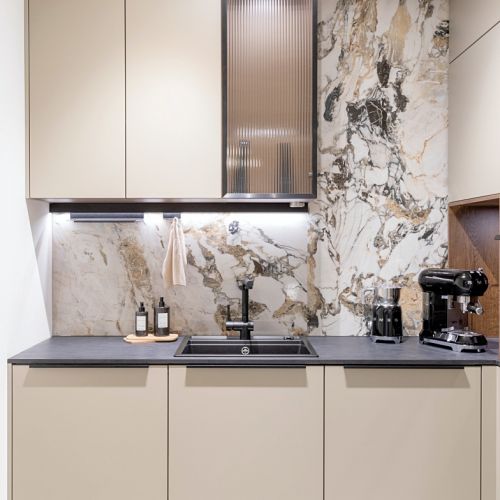 mała kaszmirowa kuchnia