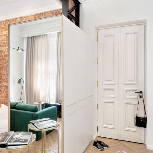 mały przedpokój w kawalerce