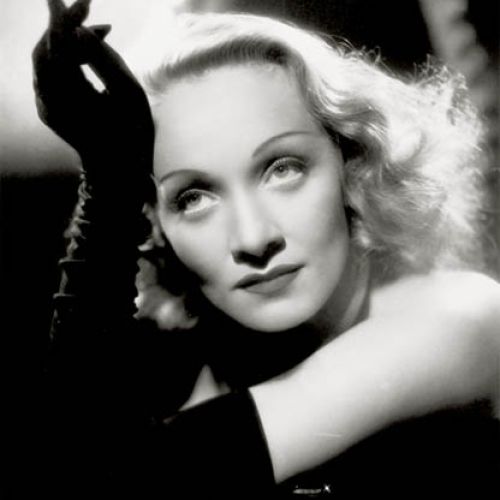 Marlene Dietrich zmieniała mężczyzn jak rękawiczki.