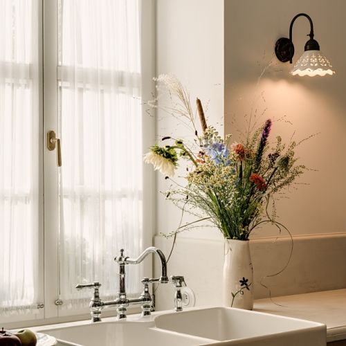 duży farmerski zlew w kuchni od Villeroy & Boch