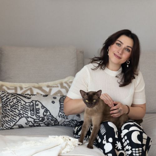 wnętrze w beżach i szarościach