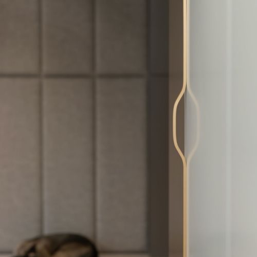 tapicerowane siedzisko w holu