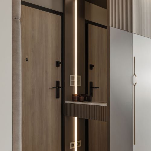 podświetlane lustro w holu