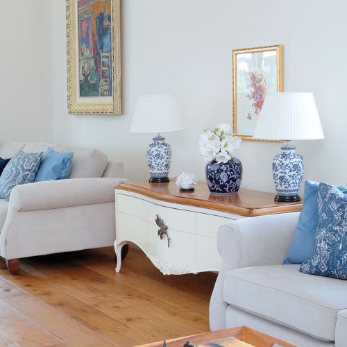 Mieszkanie pod Warszawą w stylu Hampton