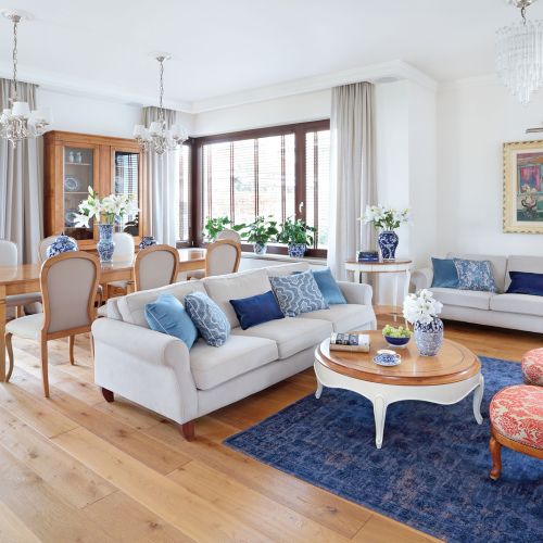 Mieszkanie pod Warszawą w stylu Hampton