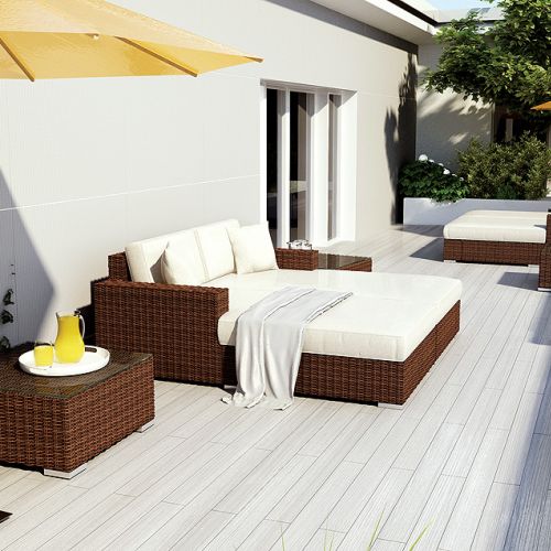 Milano z kolekcji Royal. Za zestaw (szezlong prawy i lewy, stolik) zapłacimy 6660 zł, Oltre