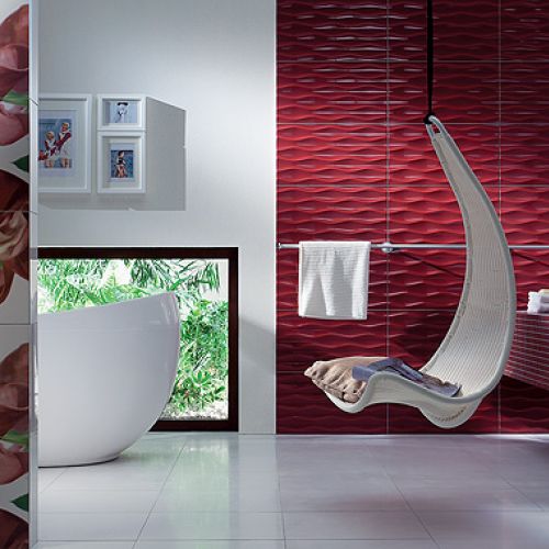 Na fali są rozmaite relaksujące siedziska, a także płytki imitujące falującą wodę, 119,93 zł/m², Tubądzin