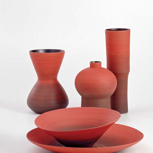 Naczynia Riny Menardi. Piękno ulepione z gliny