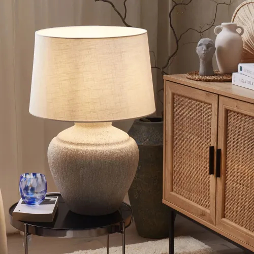 ceramiczna lampa z abażurem z tkaniny