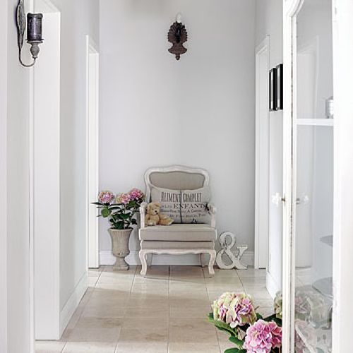 Nawet przejścia między pokojami urządzone są stylowo.