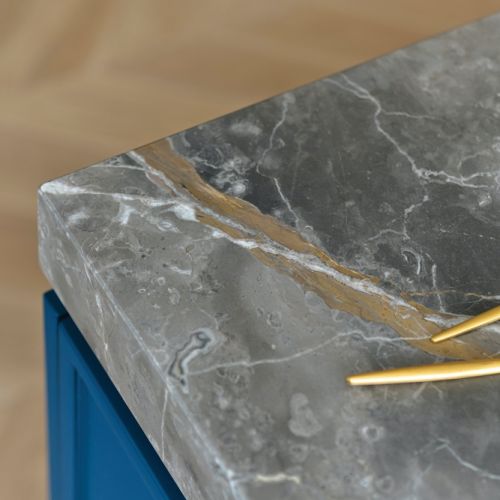 jaki blat do niebieskich szafek kuchennych