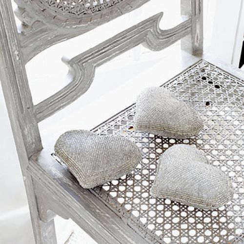 Niektore w stylu shabby chic, niektóre retro.