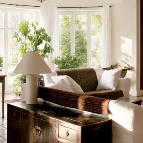 Niezwykła konsekwencja kolorystyczna zdradza artystyczną duszę właścicieli.