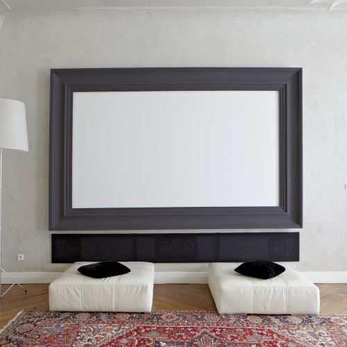 Myślisz pałac , widzisz stiuki, antyki, kandelabry. Tu po stawiku pływają gęsi garbonose, a z antykami