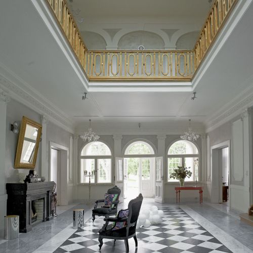 Trzecie życie pałacu: klasyka i nowoczesność