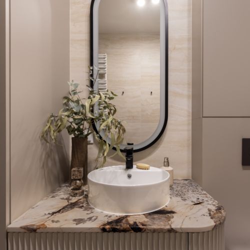 łazienka beżowo czarna