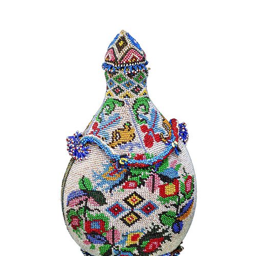 Obszyta koralikami butelka z korkiem, prawdopodobnie Rosja, poł. XIX w.