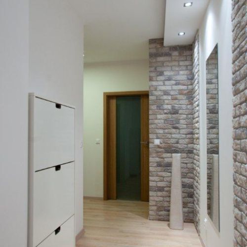 Jak urządzić wąski przedpokój?