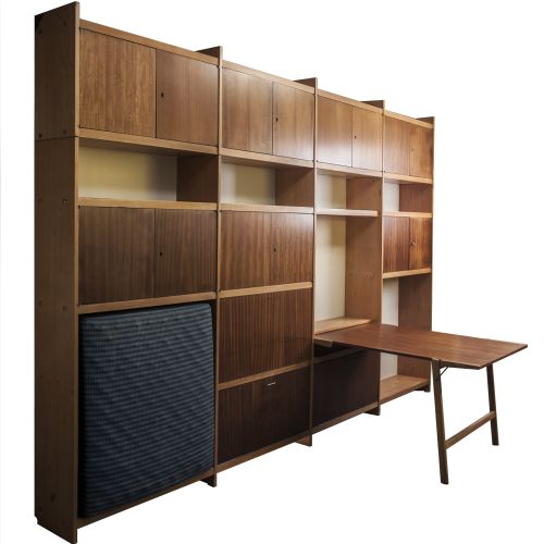 Oryginalna Meblościanka z lat 70. w trakcie renowacji.