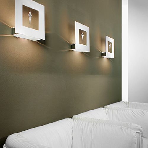 Ozdobą kinkietów są kryształy Strass Swarovski, 1699 zł/szt., Masiero