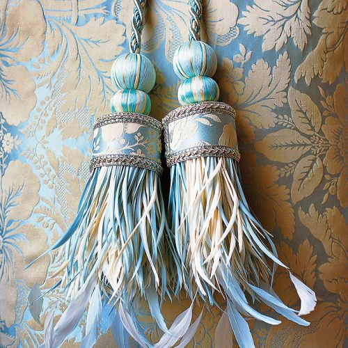 Ozdoba Russian Silk, tu w błękitach i beżach, kupić można też w innych kolorach, SPINA DESIGN