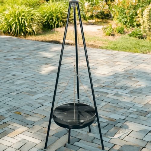 Palenisko ogrodowe na trójnogu