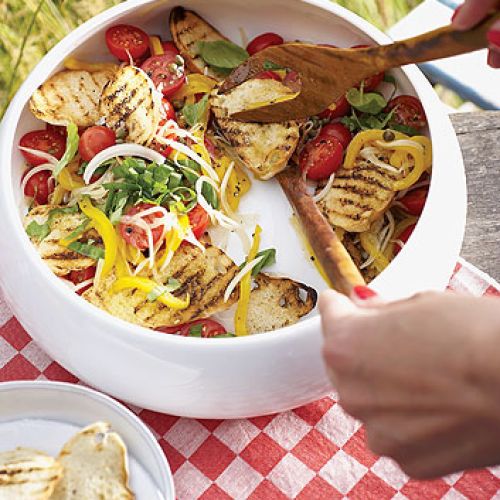 Panzanella – sałatka chlebowa. Co na ruszt?