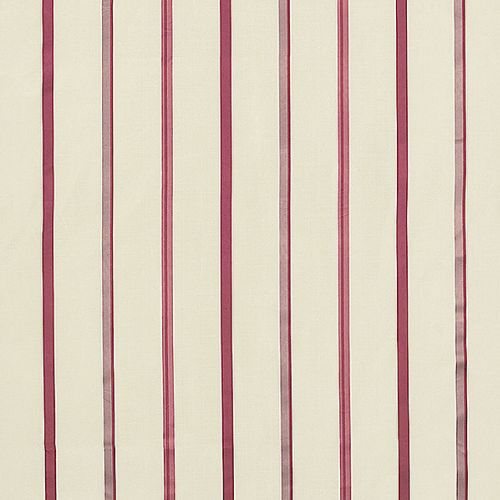 Modne tkaniny w oknach, na stole i kanapie