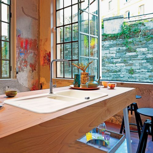 Pebel - PBG ^%!, na drewnianym blacie zlewozmywak z Fragranitu, bardzo trwałego i odpornego na