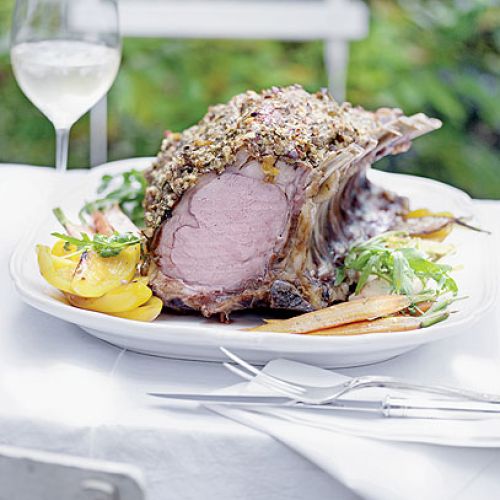 Pieczeń cieleca z ziołową panierką. Letnie przyjęcie