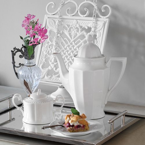 Pierwsza miłość Moniki to jasne kolory. Druga – prowansalskie klimaty.