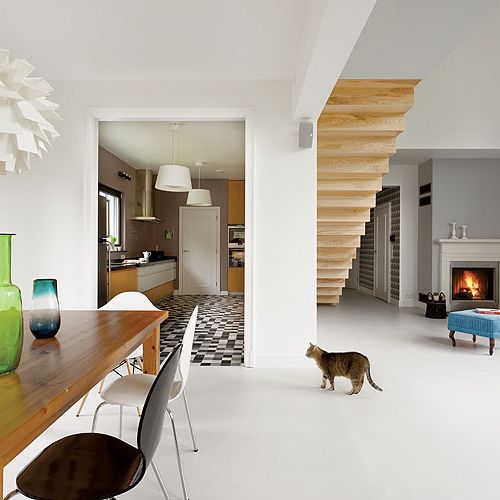 Podłoga z żywicy poliuretanowej wygląda w rzeczywistości tak dobrze, jak na zdjęciach w magazynach wnętrzarskich.